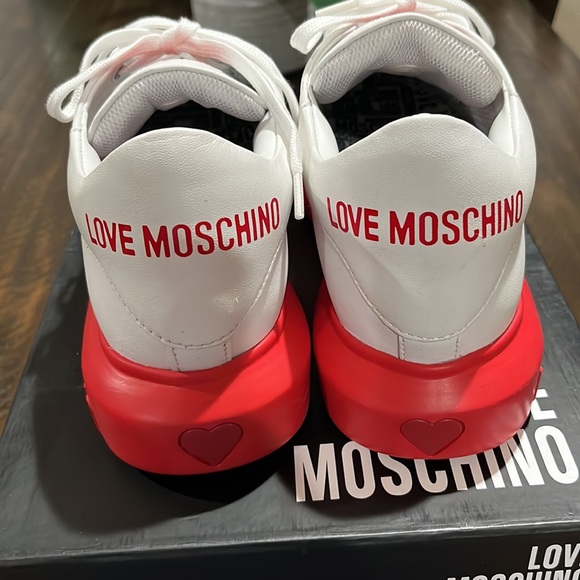 New Love Moschino Red Heart Sneakers - Picture 4 of 9